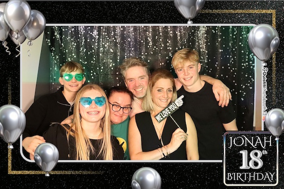 Protégé : Jonah 18 ans, photobooth à Six Fours.