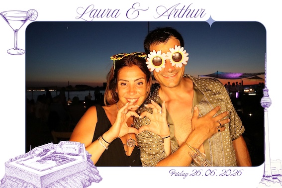 Protégé : Mariage de Laura & Arthur, location de photobooth sur l’Ile Degaby à Marseille.