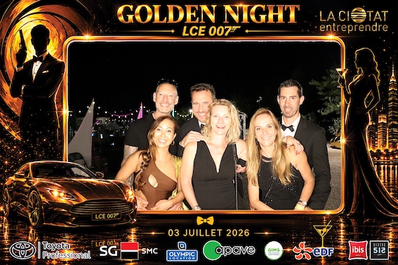 Protégé : Soirée Golden Night LCE, location de photobooth à La Ciotat.