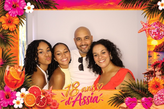 Protégé : 18 ans d’Assia, location de photobooth à Bouc Bel Air.